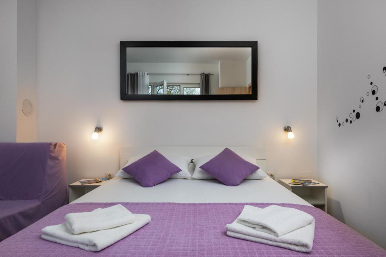 Apartments Greta & Ivona Pula Ngoại thất bức ảnh