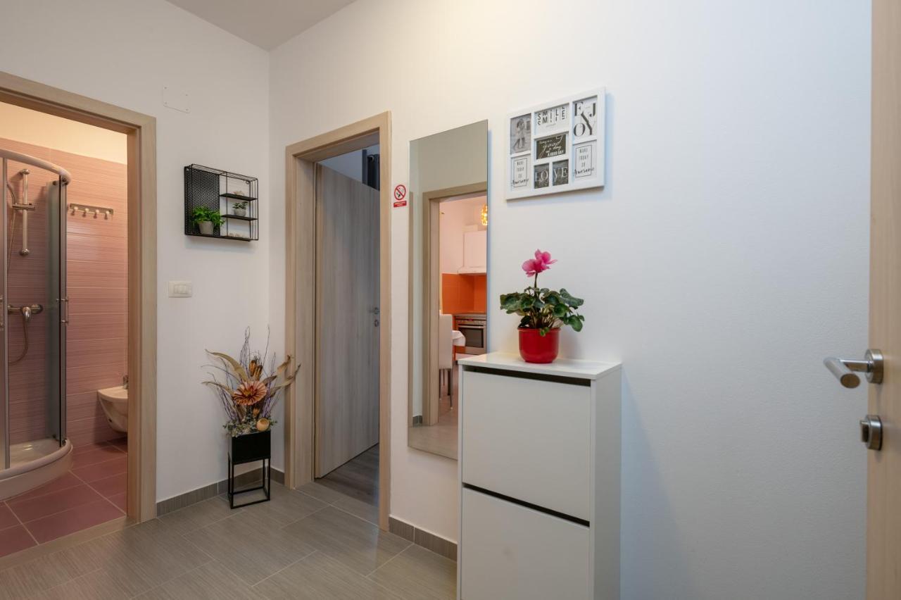 Apartments Greta & Ivona Pula Ngoại thất bức ảnh