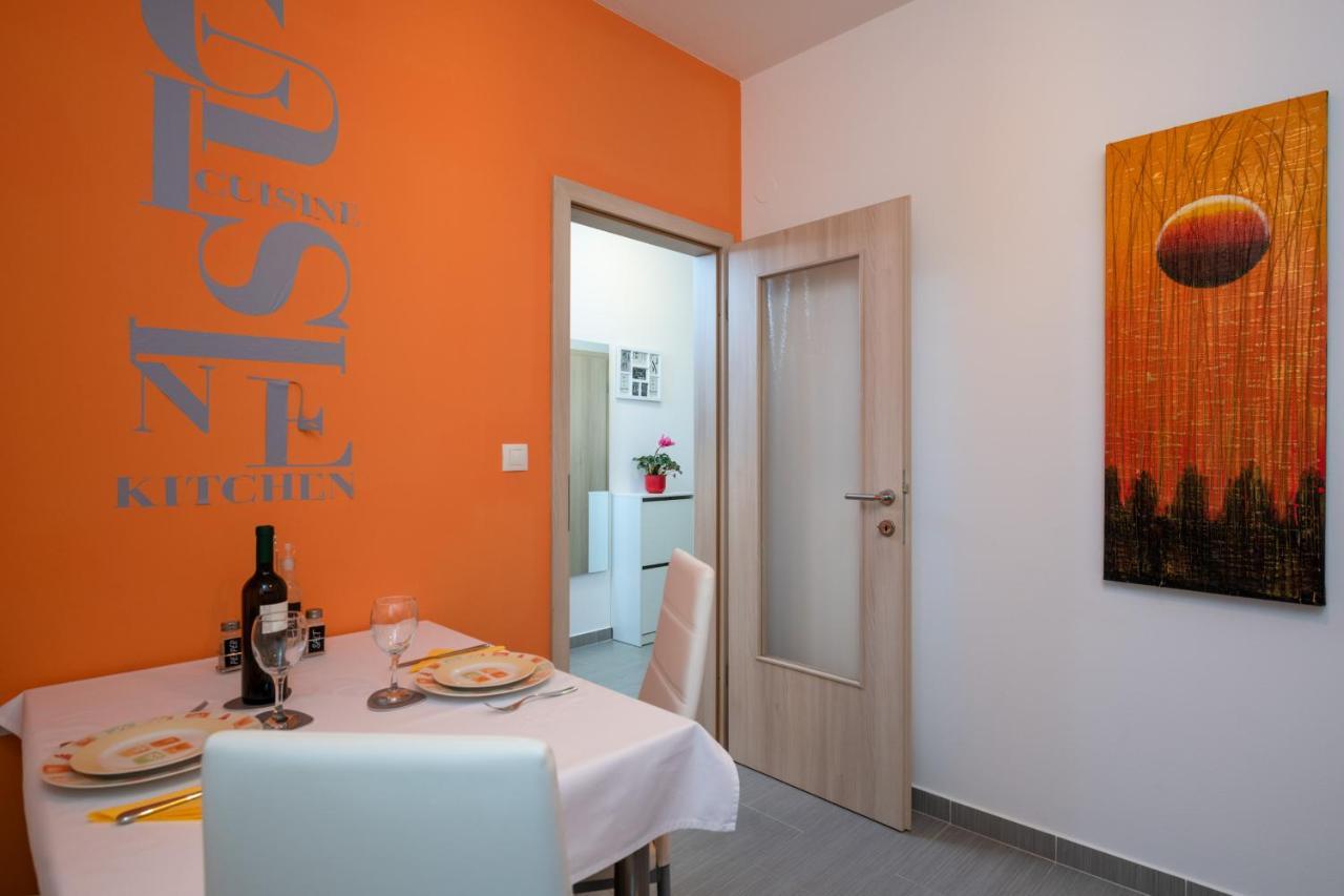 Apartments Greta & Ivona Pula Ngoại thất bức ảnh