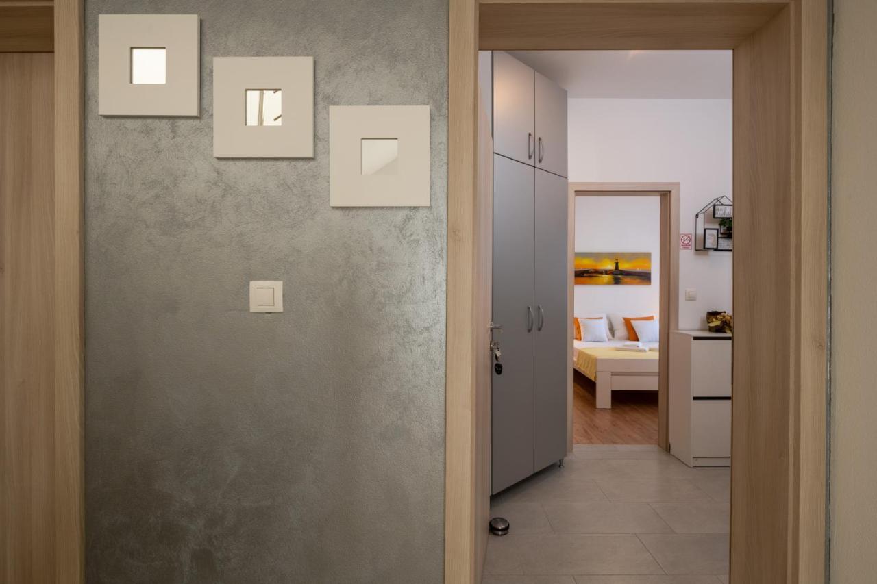 Apartments Greta & Ivona Pula Ngoại thất bức ảnh