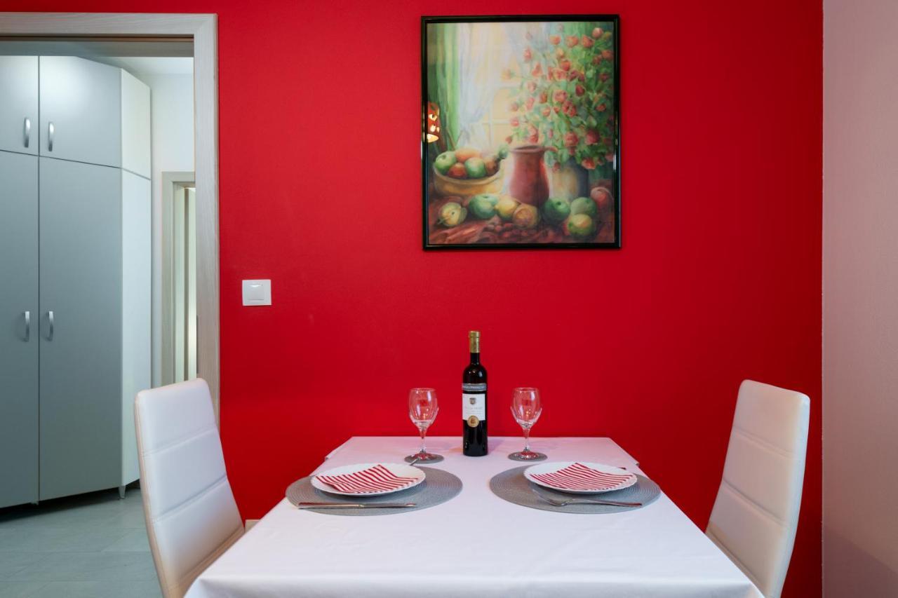 Apartments Greta & Ivona Pula Ngoại thất bức ảnh