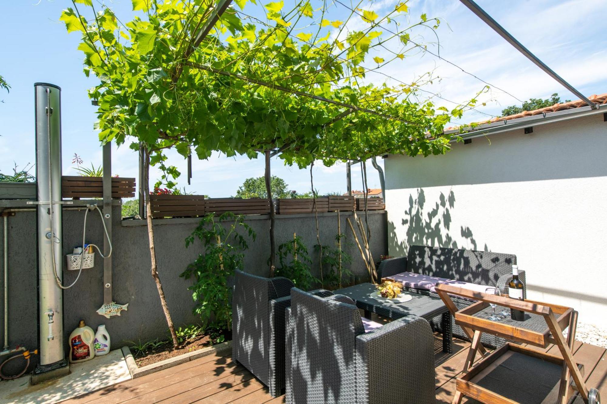Apartments Greta & Ivona Pula Ngoại thất bức ảnh
